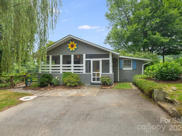 315 Biodome Dr, Waynesville, NC 28785