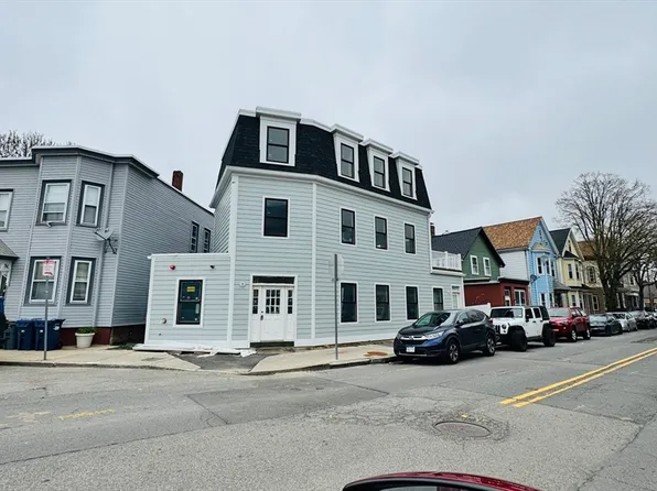 804-806 Saratoga St, Boston, MA 02128