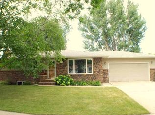 1507 22nd Ave S, Fargo, ND 58103