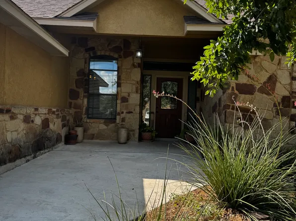 948 Divine Way, New Braunfels, TX 78130