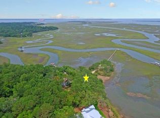 621 Parrot Point Dr, Charleston, SC 29412