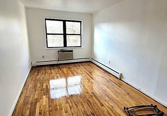 3rd image of 87-27 58th Ave #3B