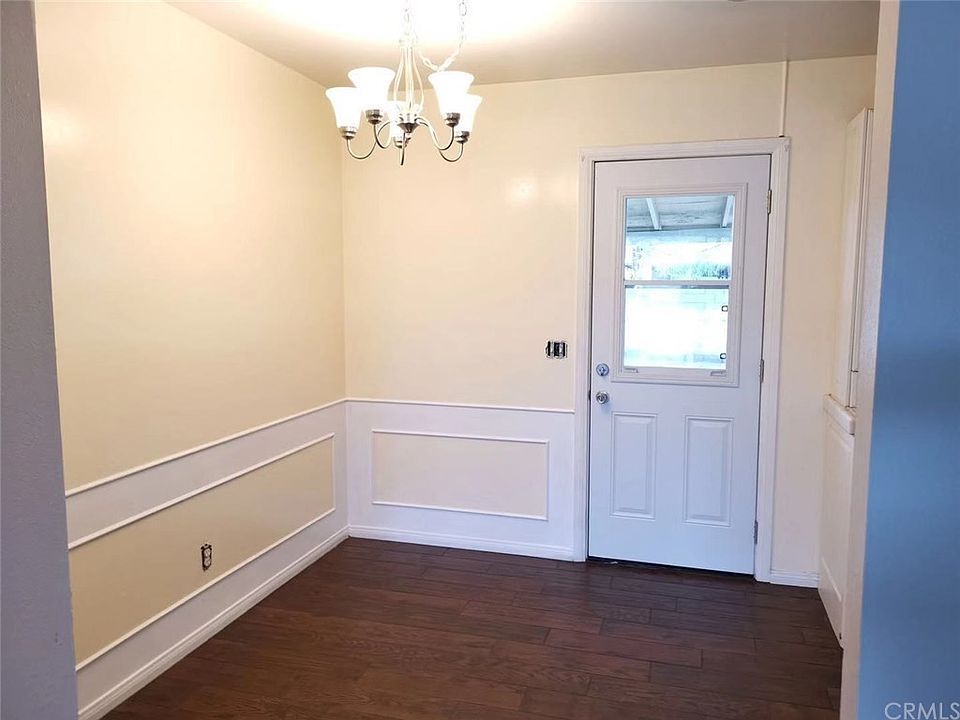 1st image of 937 S Farber Ave