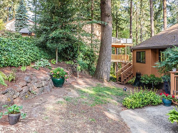 2nd image of 17216 Parkers Dr