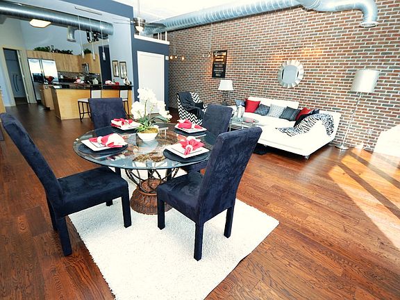 2nd image of 175 2nd St S APT 1010