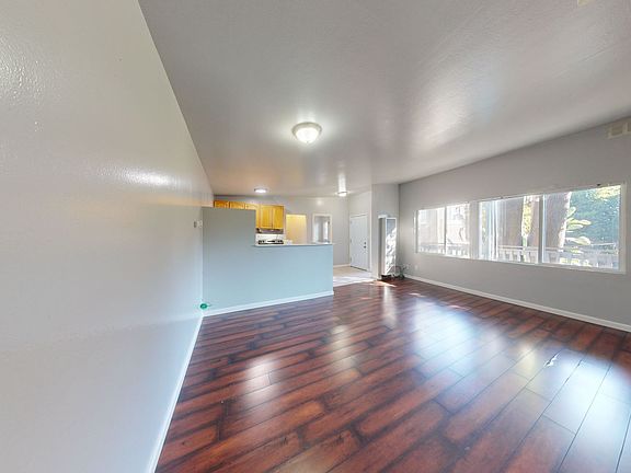 5th image of 2531 & 2539 E 16th St #2531-11