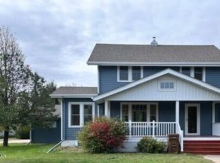 304 S Park St, Northwood, ND 58267