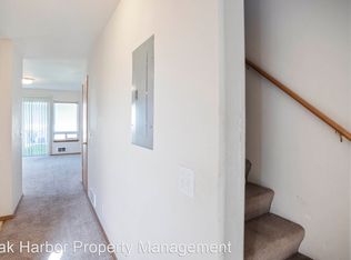 1454 NW Falls Creek Loop UNIT 2, Oak Harbor, WA 98277