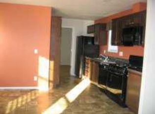 223 Patricia Ln, White Lake, MI 48386