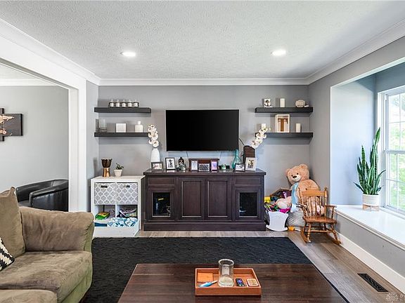 2nd image of 2440 Rosina Dr