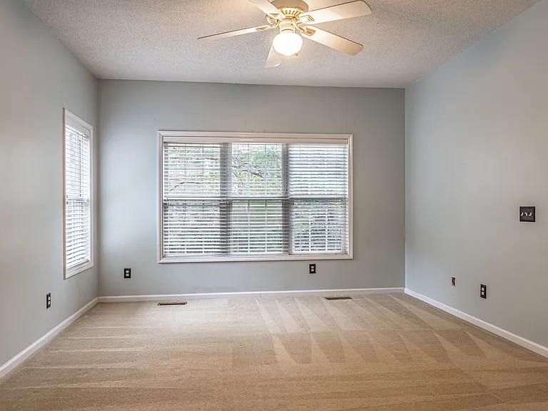 1110 Devonshire Trl — Photo 10