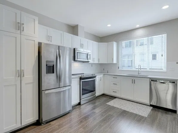 5858 142nd St #51, Surrey, BC V3X 0H2