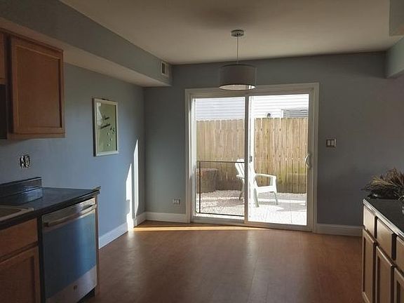 2nd image of 1771 Queensbury Cir