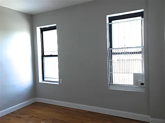 Rented by Friedman Roth Realty | media 11