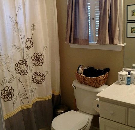 Upstairs Bathroom