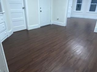 14 Crown St, Springfield, MA 01108