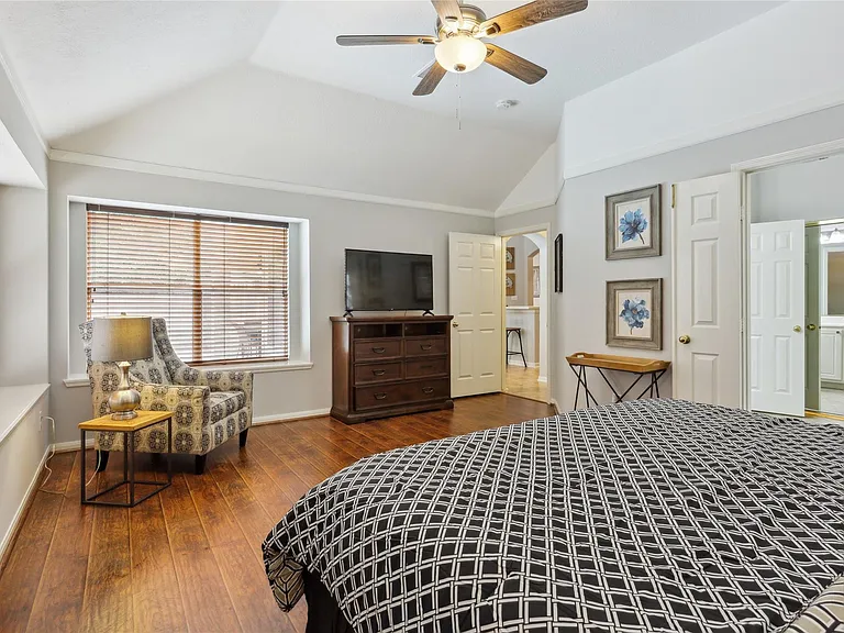 183 N Millport Cir — Photo 13