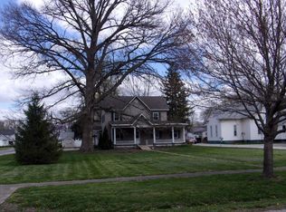 248 W Main St, Moweaqua, IL 62550