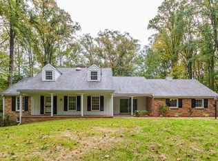 11113 Arroyo Dr, Rockville, MD 20852