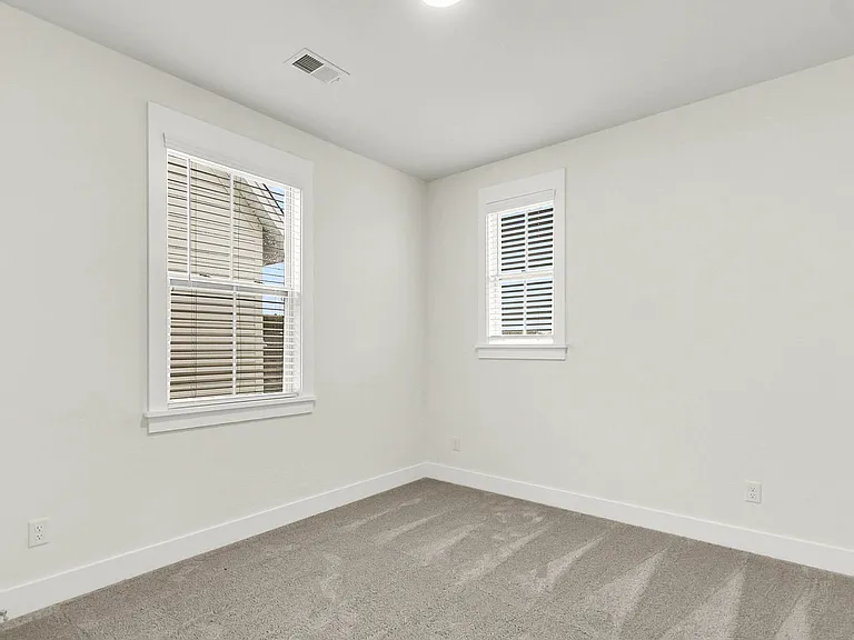 254 Symphony Ave — Photo 36