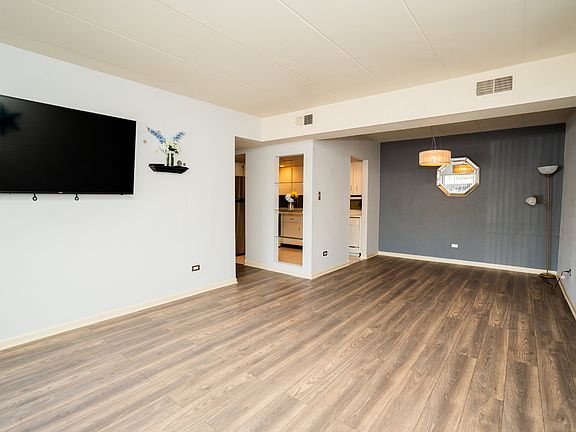 4th image of 3240 N Manor Dr APT 120