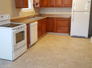 250 Waynesburg Rd, Washington, PA 15301