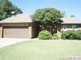 816 W Waco Pl, Broken Arrow, OK 74011
