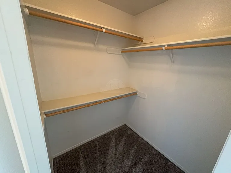 9911 Diana Dr — Photo 14