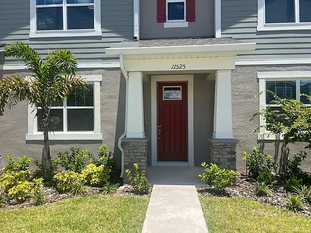 11525 Straits Way #1 — Photo 8