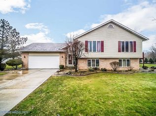 12733 W 102nd Ave, Saint John, IN 46373