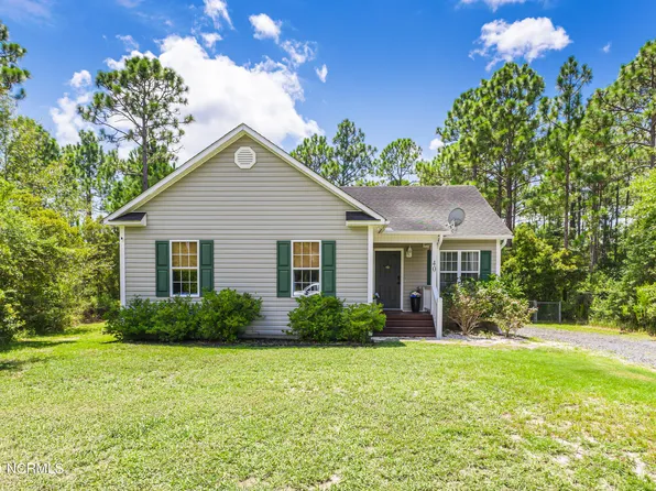 40 Dixon Road, Southport, NC 28461