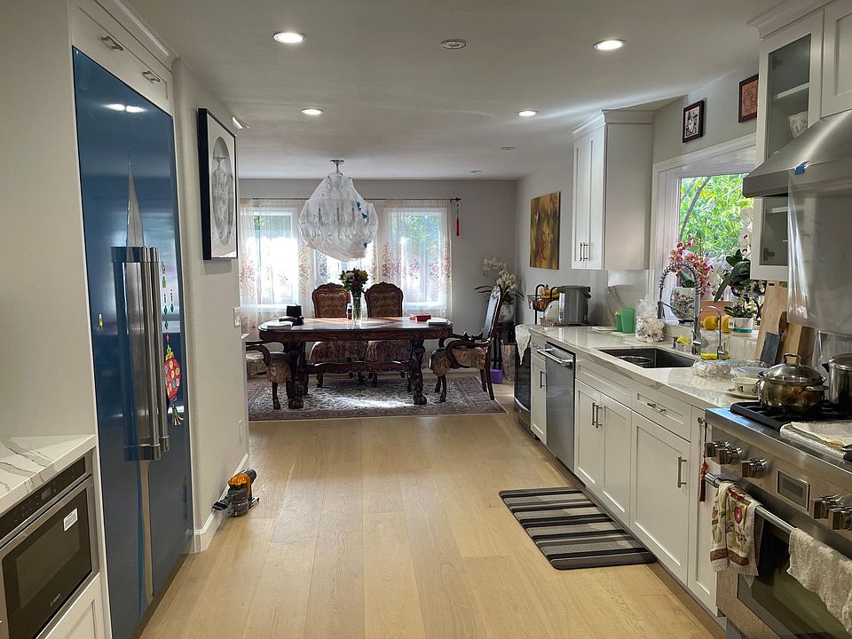 2nd image of 732 Layne Ct