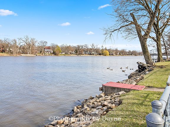 2nd image of 331 E Water St