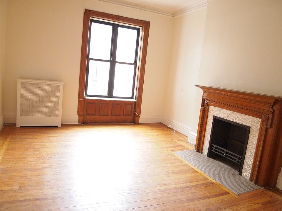 1st image of 145 W 80th St