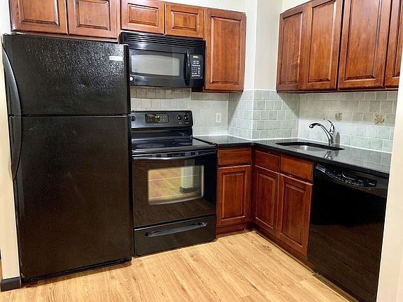 2nd image of 2716 12th St #5C
