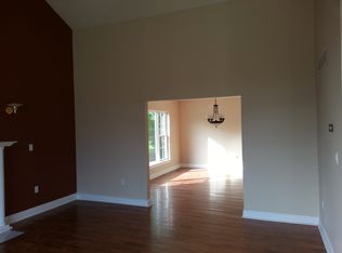 25971 Highland Rd, Richmond Heights, OH 44143