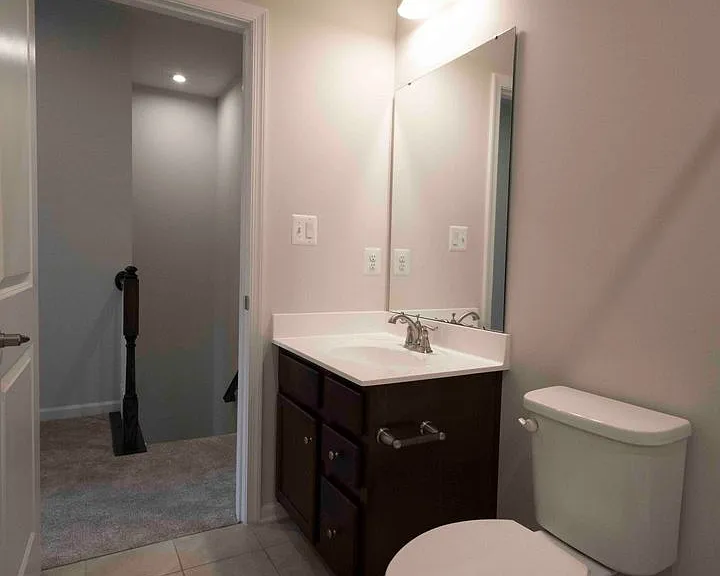 930 Dawes Ct — Photo 33