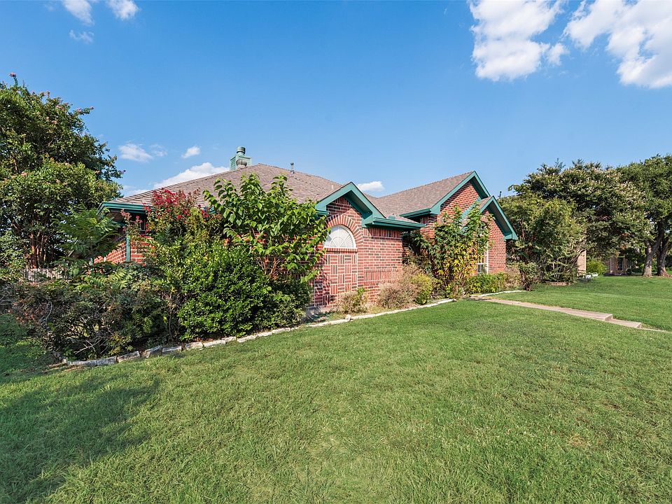 1st image of 2512 Crystal Falls Dr