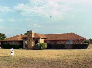 8230 Hiview Dr, Midlothian, TX 76065