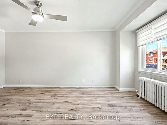 4th image of 1788 Keele St