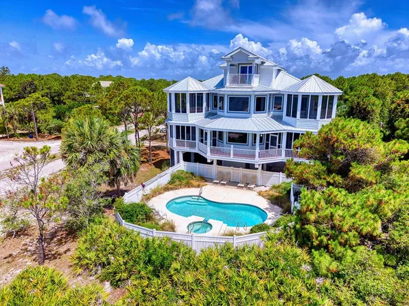 2124 Dolphin Dr, St. George Island, FL 32328