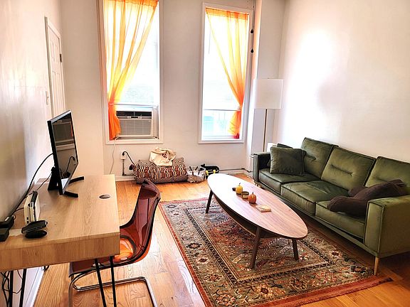 3rd image of 1838 N Damen Ave #1F