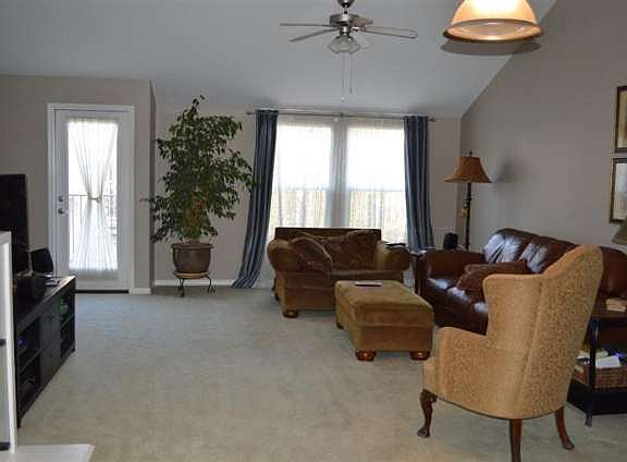 2nd image of 11226 Snapdragon St