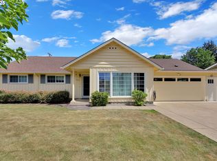 2975 Tomahawk Ln, Eugene, OR 97401