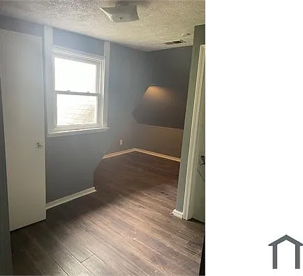 4123 W Market St — Photo 8