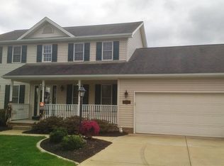 4237 E Calla Rd, New Middletown, OH 44442