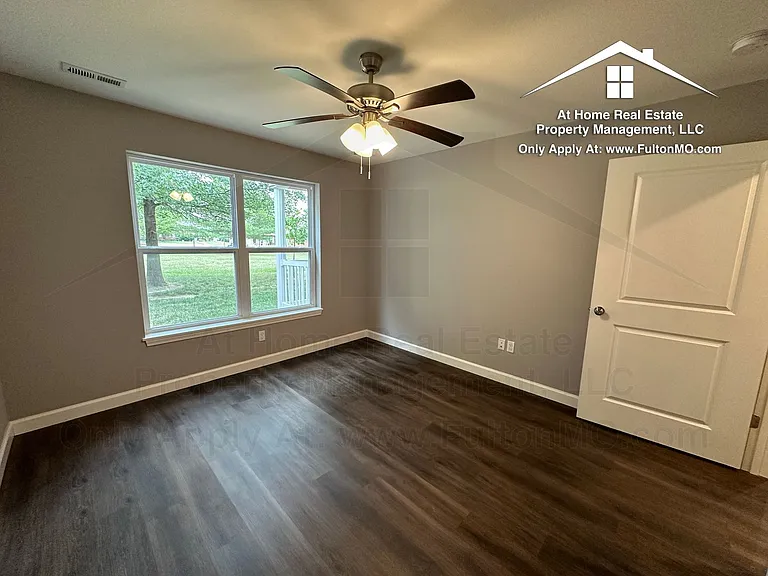 2620 N Bluff St #102 — Photo 14