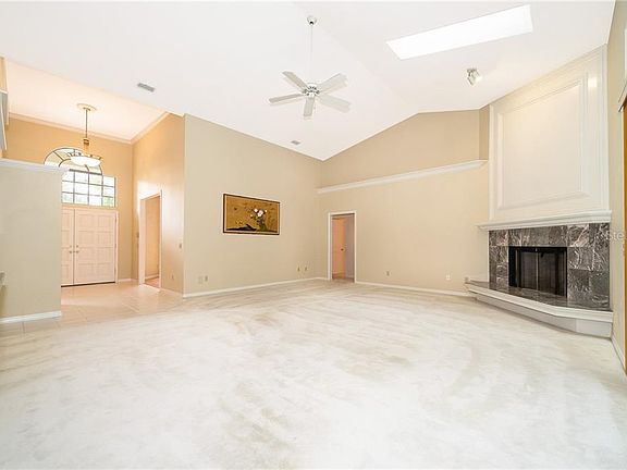 4th image of 714 Glen Eagle Dr