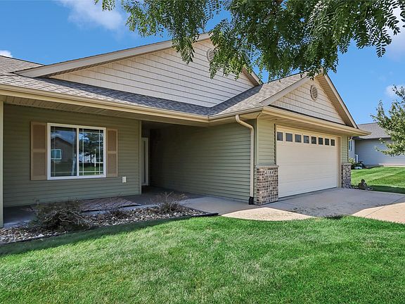 2nd image of 4188 Garnet Cir