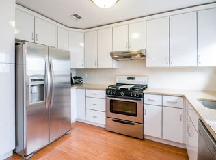 18 Trafalgar Ct, Nanuet, NY 10954